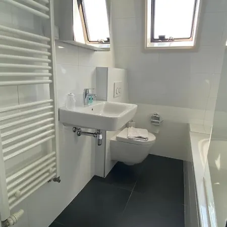 't Sonnehuys מלון 2*