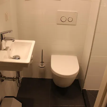 't Sonnehuys Hotell 2*