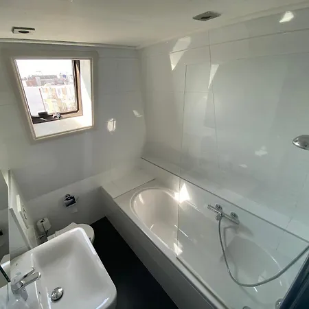 't Sonnehuys Hotel 2*