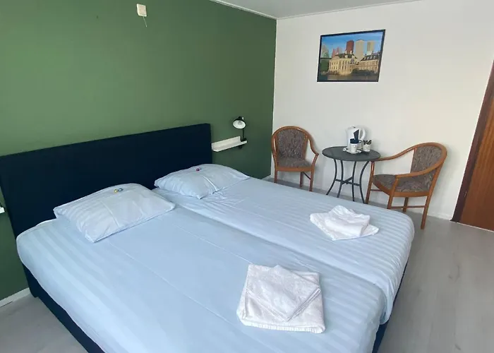 't Sonnehuys Hotel 2*