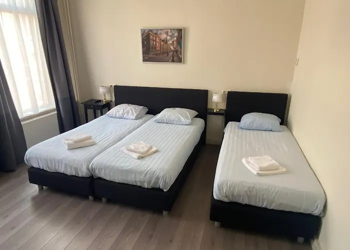 't Sonnehuys Отель