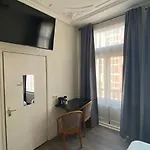 't Sonnehuys Отель