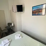 't Sonnehuys 2* Гаага